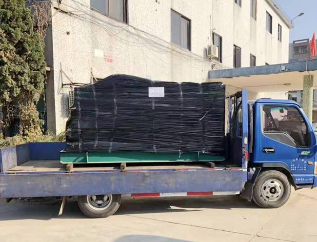 300kw優(yōu)質(zhì)二手發(fā)電機(jī)裝車出貨現(xiàn)場